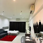 Mercu Summer Suites Klcc By Moonlight